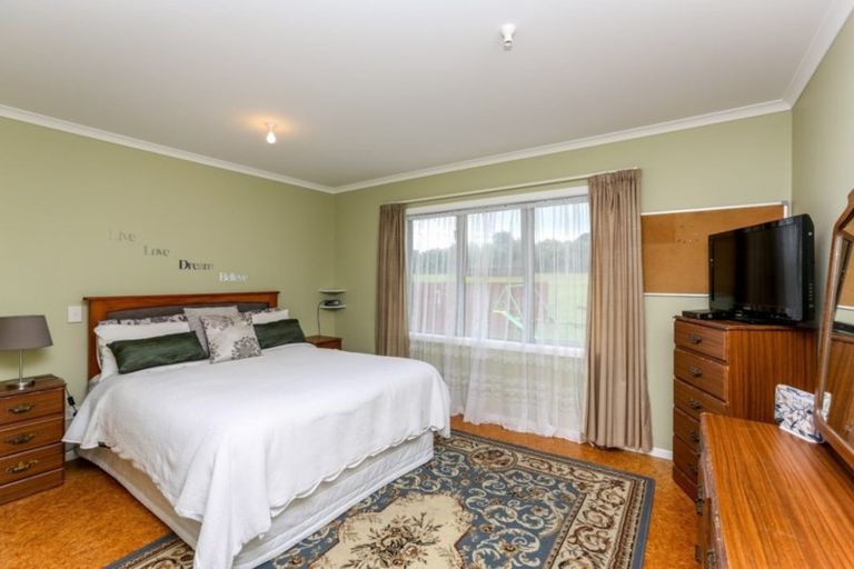 Photo of property in 13 Tohora Place, Spotswood, New Plymouth, 4310