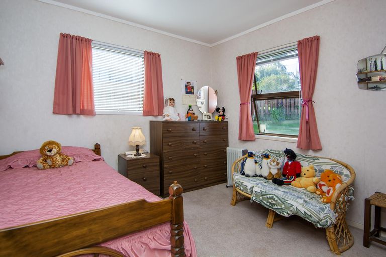 Photo of property in 17 Tarata Street, Matua, Tauranga, 3110