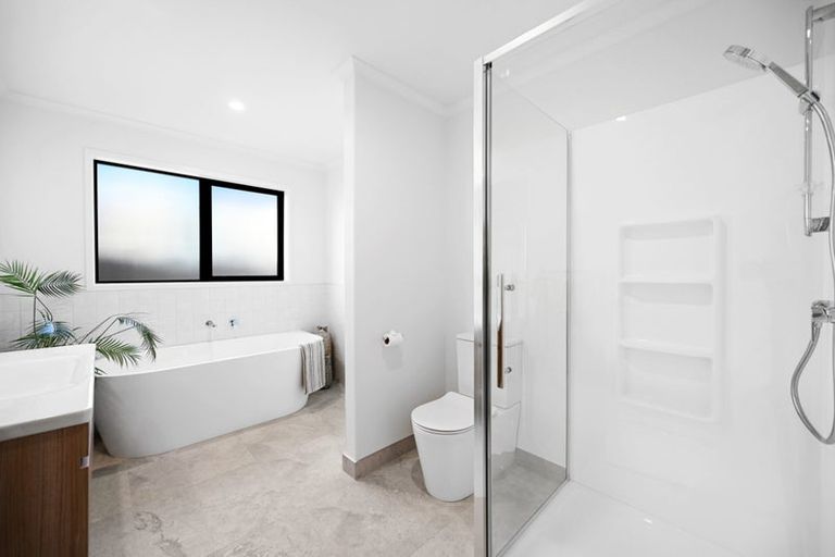 Photo of property in 9 Rose Leigh Drive, Cambridge, 3434