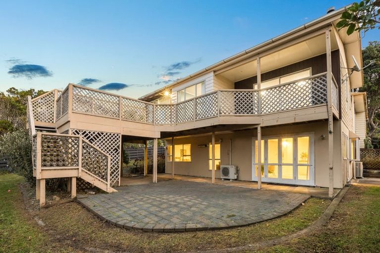 Photo of property in 15 Bowline Place, Whitby, Porirua, 5024
