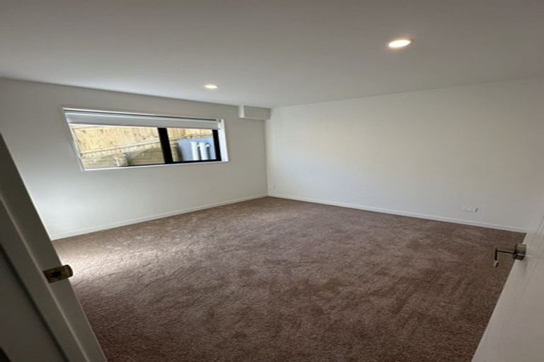 Photo of property in 20 Baumea Rise, Massey, Auckland, 0614