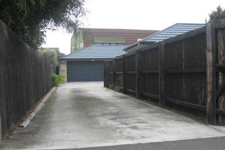 Photo of property in 30a Peer Street, Upper Riccarton, Christchurch, 8041