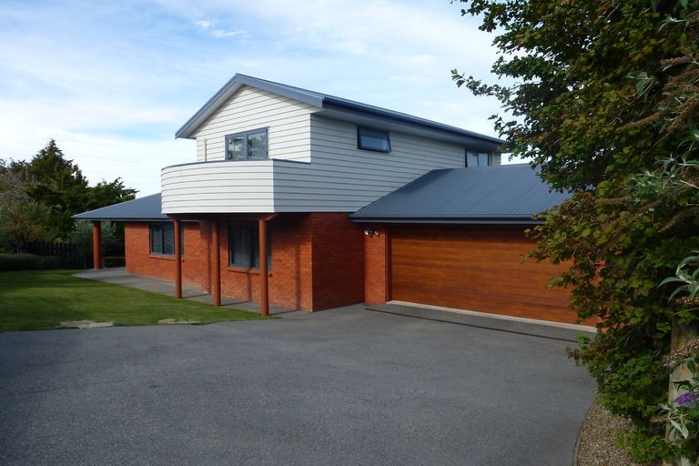 Photo of property in 42a Aronui Road, Bridge Hill, Alexandra, 9320