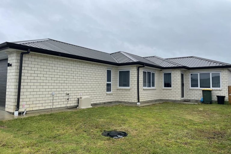 Photo of property in 14 Rainsford Road, Pukekohe, 2120
