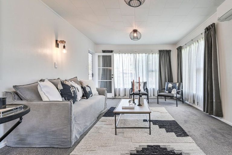 Photo of property in 1/800 Miller Street, Hastings, 4122