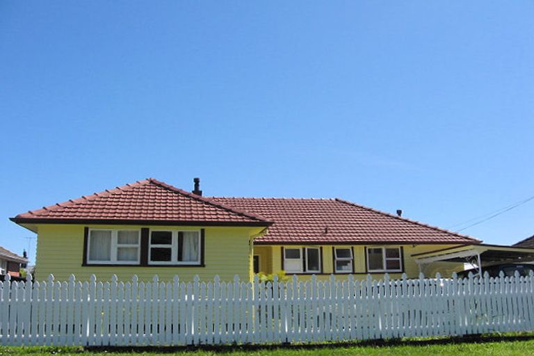 Photo of property in 40 Karaka Street, Stoke, Nelson, 7011