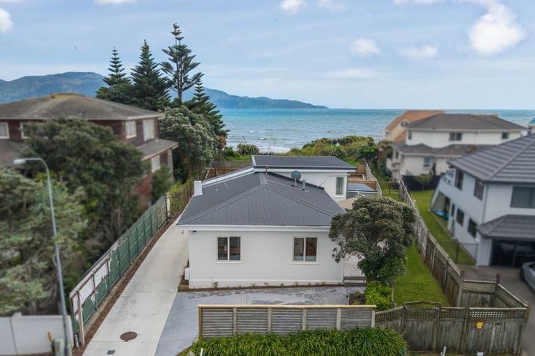 Photo of property in 169 Manly Street, Paraparaumu Beach, Paraparaumu, 5032