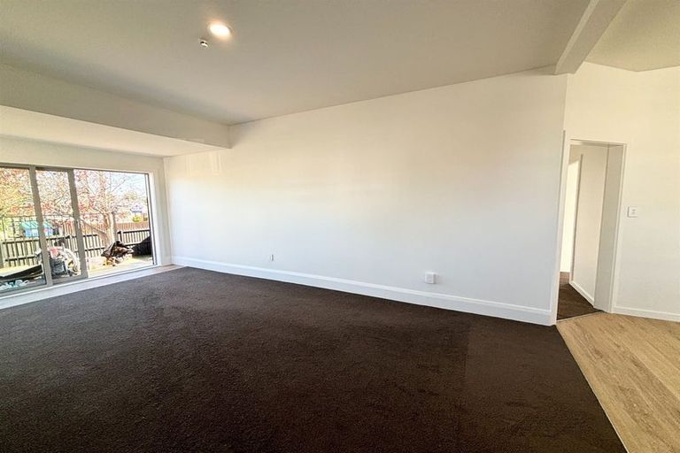 Photo of property in 1/151 Estuary Road, South New Brighton, Christchurch, 8062
