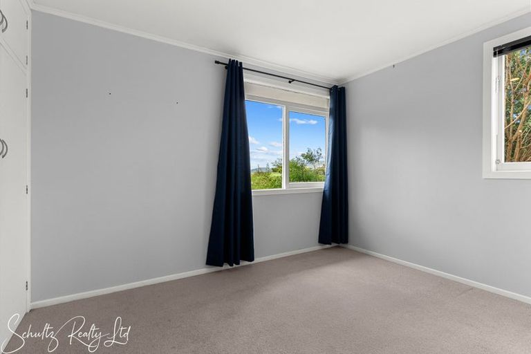 Photo of property in 43 Gorge Road, Maungaturoto, 0520