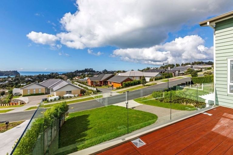 Photo of property in 12 Seaview Crescent, Hatfields Beach, Orewa, 0931