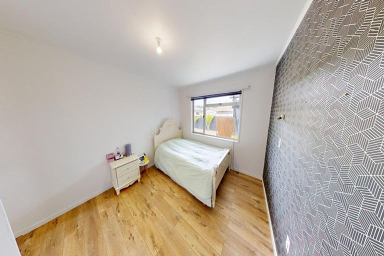 Photo of property in 21 Meadowbrook Drive, Cloverlea, Palmerston North, 4412