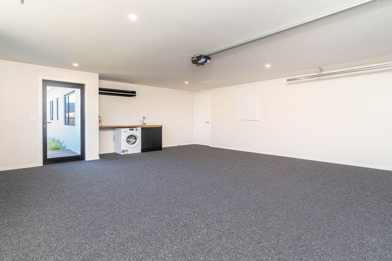 Photo of property in 25 Dundee Road, Mosgiel, 9024