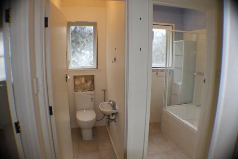 Photo of property in 1/133 Shakespeare Road, Milford, Auckland, 0620