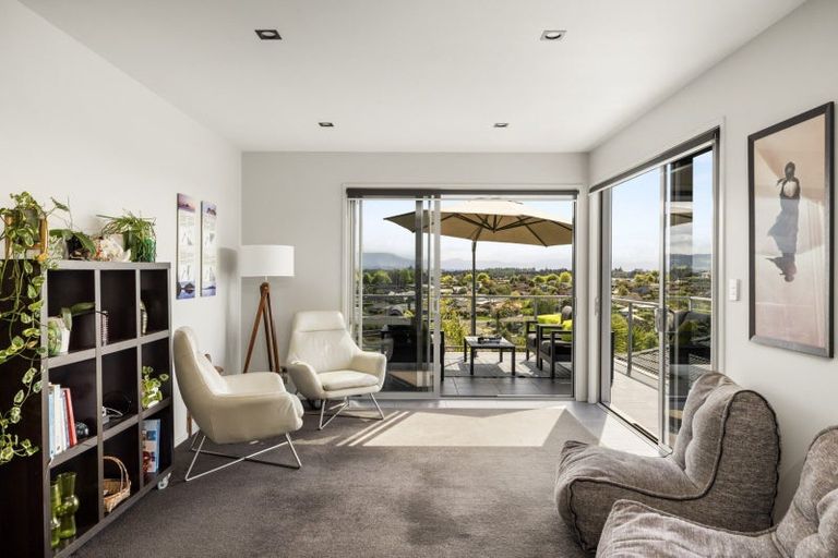 Photo of property in 21 Siemonek Rise, Bethlehem, Tauranga, 3110