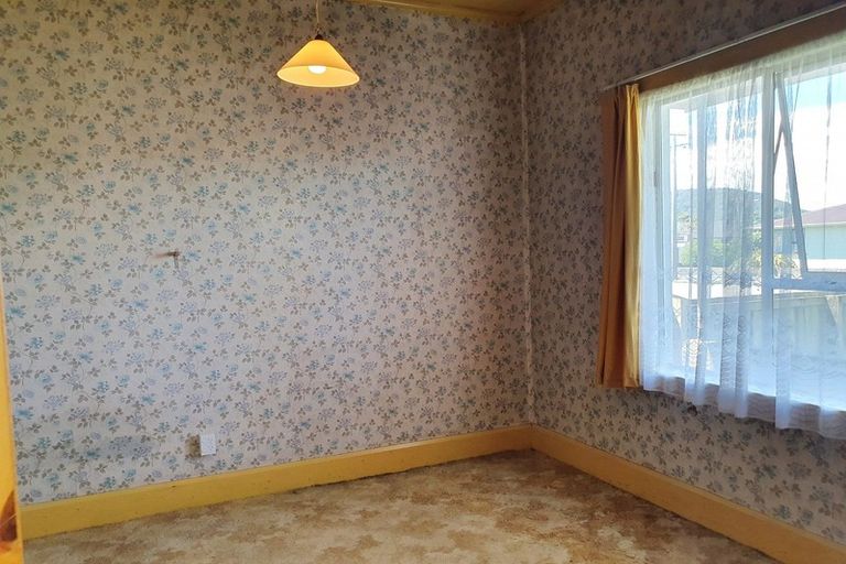 Photo of property in 74 Blake Street, Blaketown, Greymouth, 7805