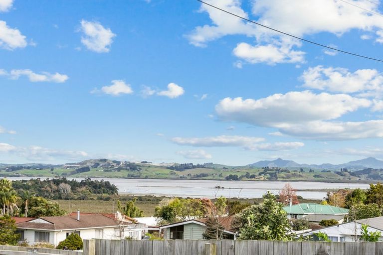 Photo of property in 139 Onerahi Road, Onerahi, Whangarei, 0110