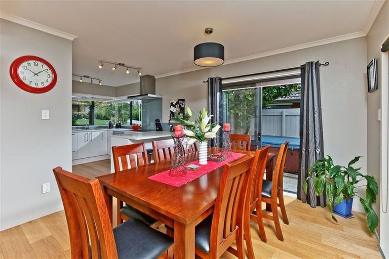 Photo of property in 20 Princeton Parade, Albany, Auckland, 0632