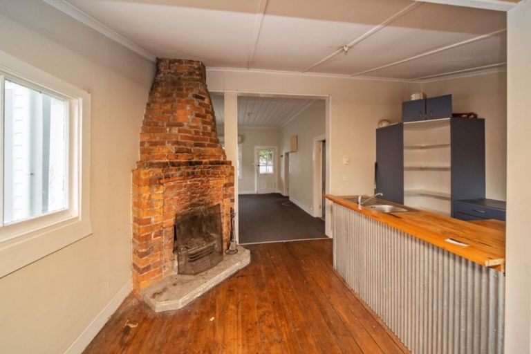 Photo of property in 163 Lemon Street, Strandon, New Plymouth, 4312