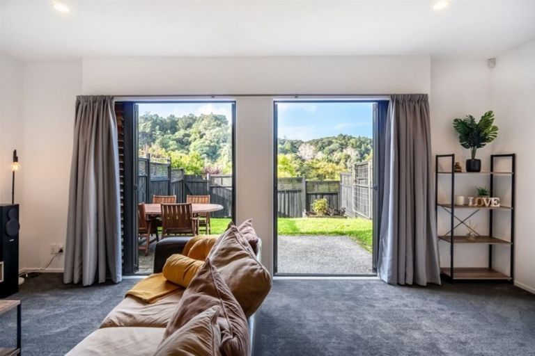 Photo of property in 5/11 The Avenue, Albany, Auckland, 0632