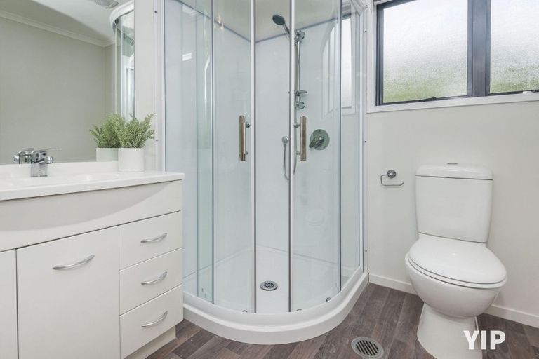 Photo of property in 28 Cheetwood Street, Churton Park, Wellington, 6037