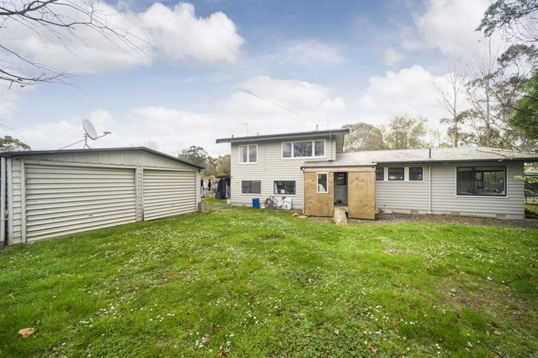 Photo of property in 4 Waicola Drive, Fitzherbert, Palmerston North, 4471