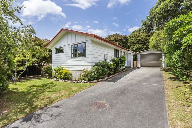 Photo of property in 45 Postgate Drive, Whitby, Porirua, 5024