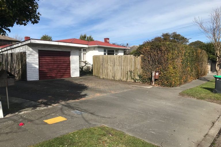 Photo of property in 2/42 Flower Street, Bryndwr, Christchurch, 8053
