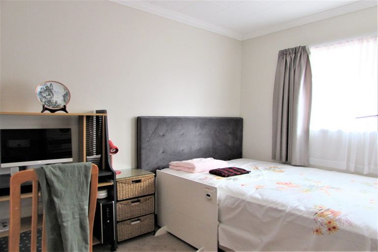 Photo of property in 165a Knights Road, Hutt Central, Lower Hutt, 5010