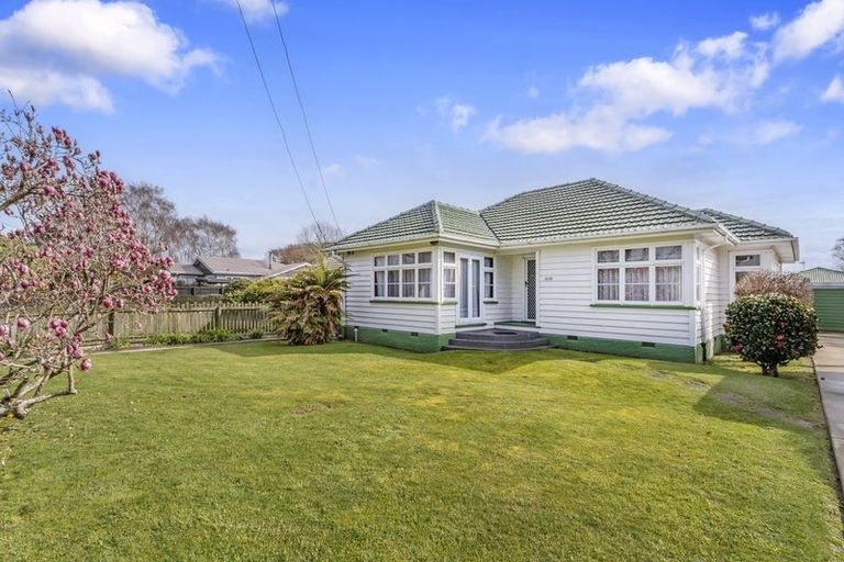 Photo of property in 930 Avonside Drive, Avondale, Christchurch, 8061