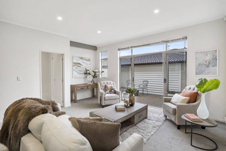 Photo of property in 115 Baverstock Road, Flat Bush, Auckland, 2016