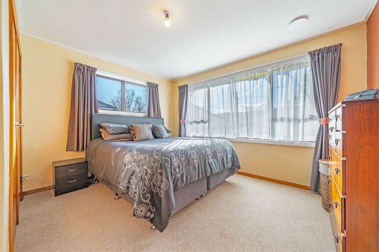 Photo of property in 68 Fraser Crescent, Elderslea, Upper Hutt, 5018