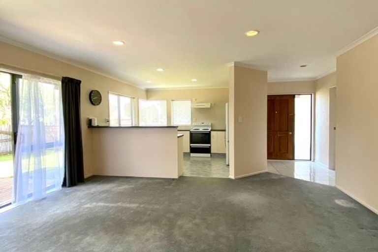 Photo of property in 43 Athena Grove, Papamoa Beach, Papamoa, 3118