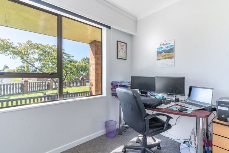 Photo of property in 24 Hamilton Avenue, Winton, 9720