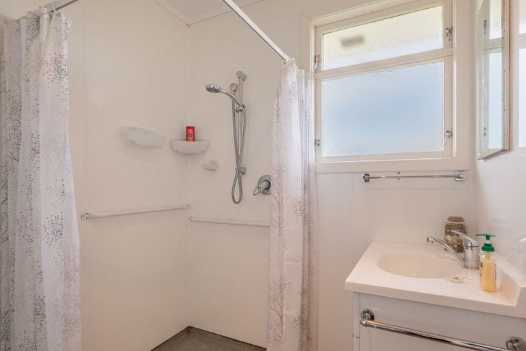 Photo of property in 4a Mccarthy Terrace, Waipukurau, 4200