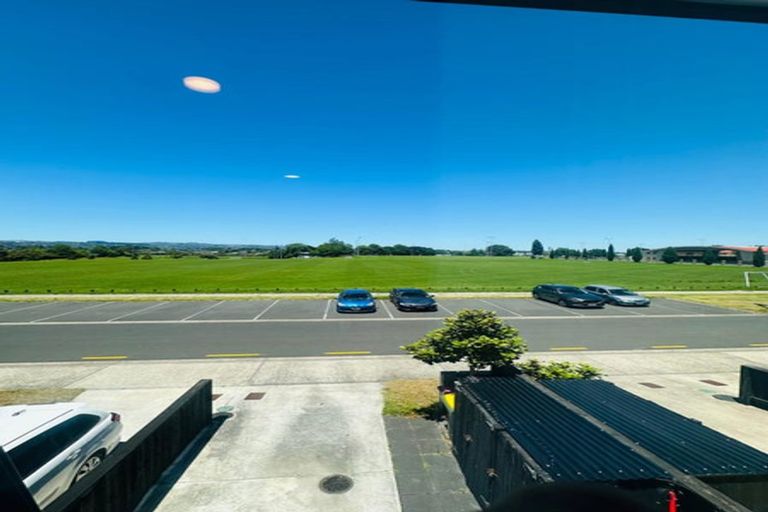 Photo of property in 107 Te Aparangi Road, Papakura, 2110