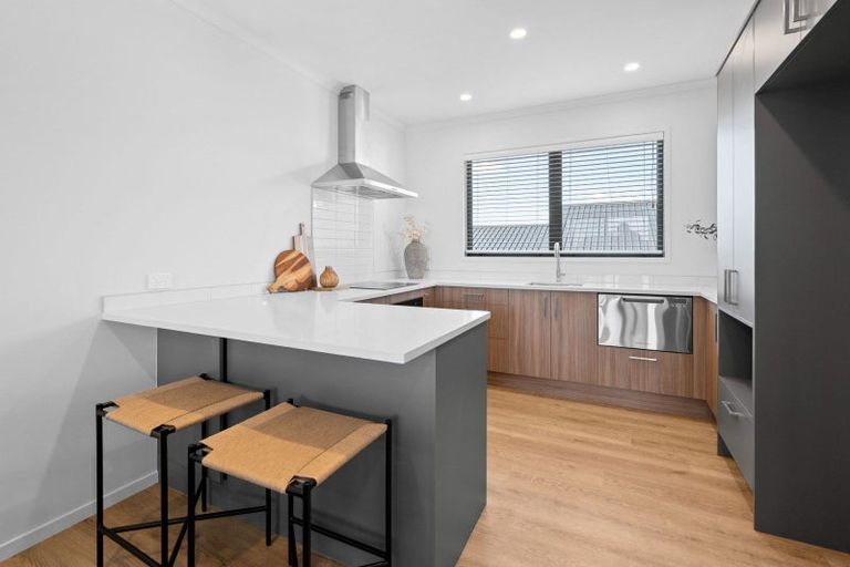 Photo of property in 3 Ruakiwi Road, Hamilton Lake, Hamilton, 3204