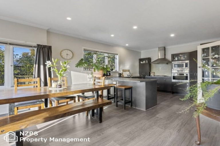 Photo of property in 2a Muir Street, Green Island, Dunedin, 9018