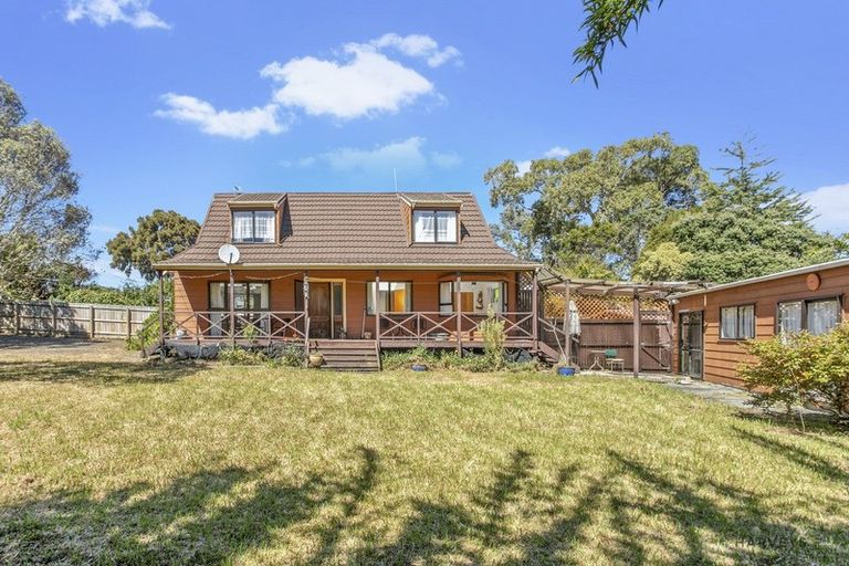 Photo of property in 11 Simpson Road, Ranui, Auckland, 0612