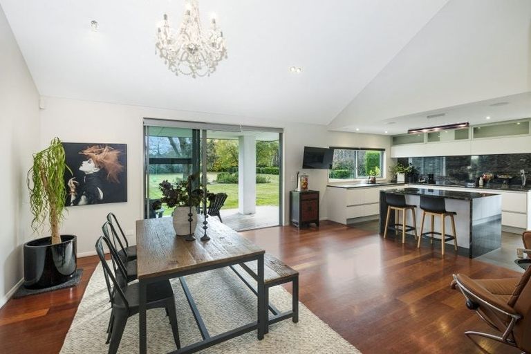 Photo of property in 569 Johns Road, Harewood, Christchurch, 8051