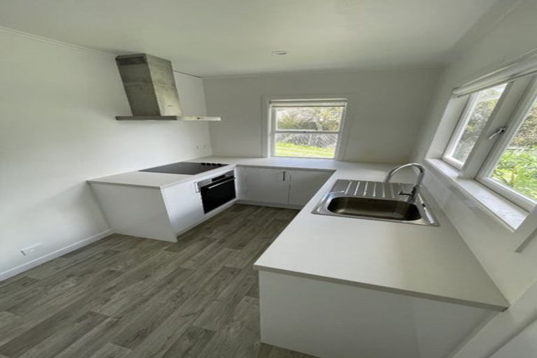 Photo of property in 75 Park Rise, Campbells Bay, Auckland, 0630