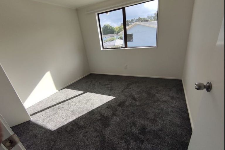 Photo of property in 27h Rehia Road, Massey, Auckland, 0614