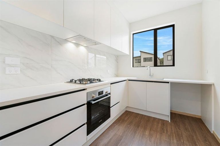 Photo of property in 25 Coast Garden Drive, Hobsonville, Auckland, 0616