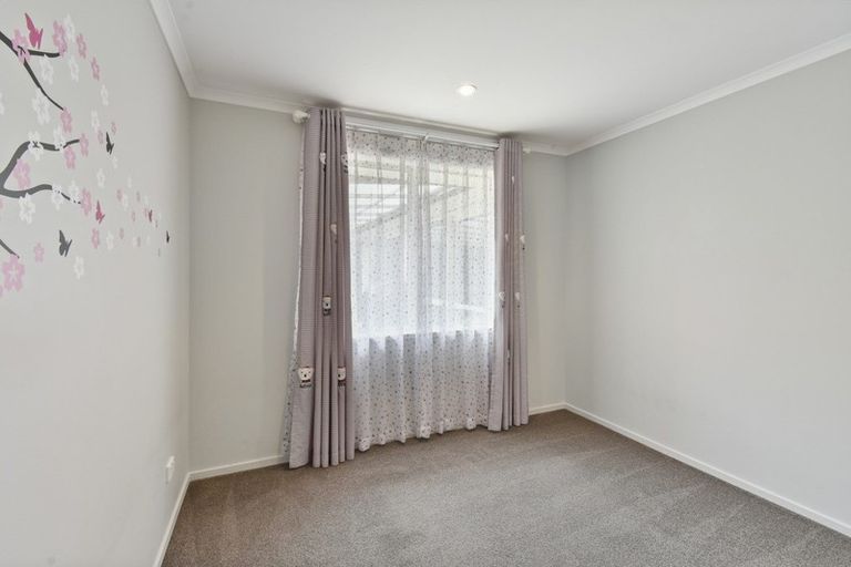 Photo of property in 12 Kilbryde Crescent, Pokeno, 2402