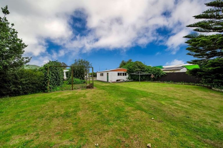 Photo of property in 223 Glover Road, Hawera, 4610