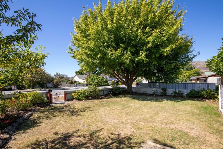 Photo of property in 96a Molyneux Avenue, Cromwell, 9310