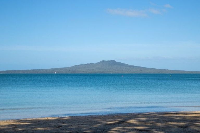 Photo of property in 303/28 Killarney Street, Takapuna, Auckland, 0622