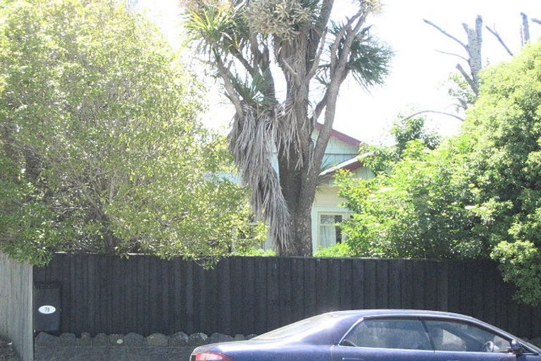 Photo of property in 72 Selwyn Street, Somerfield, Christchurch, 8024