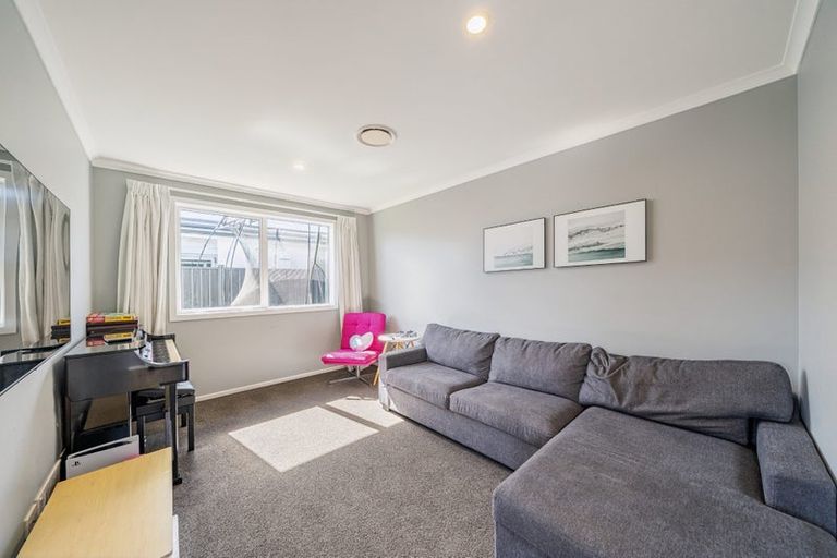 Photo of property in 22 Hopkirk Avenue, Wallaceville, Upper Hutt, 5018