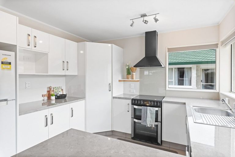 Photo of property in 42a Hookway Grove, Paraparaumu, 5032