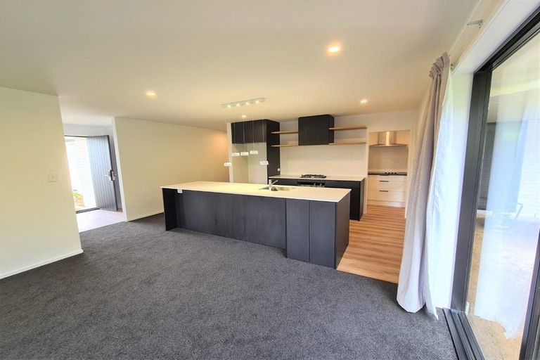 Photo of property in 29a Atutahi Street, Hurdon, New Plymouth, 4310